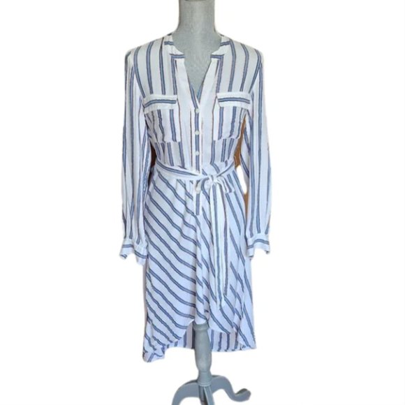 Guess Shirt Dress with gold detailing size small - Picture 1 of 14
